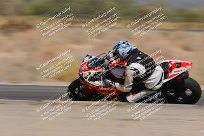 media/Oct-09-2022-SoCal Trackdays (Sun) [[95640aeeb6]]/Turn 15 Inside Distant Pans (1145am)/